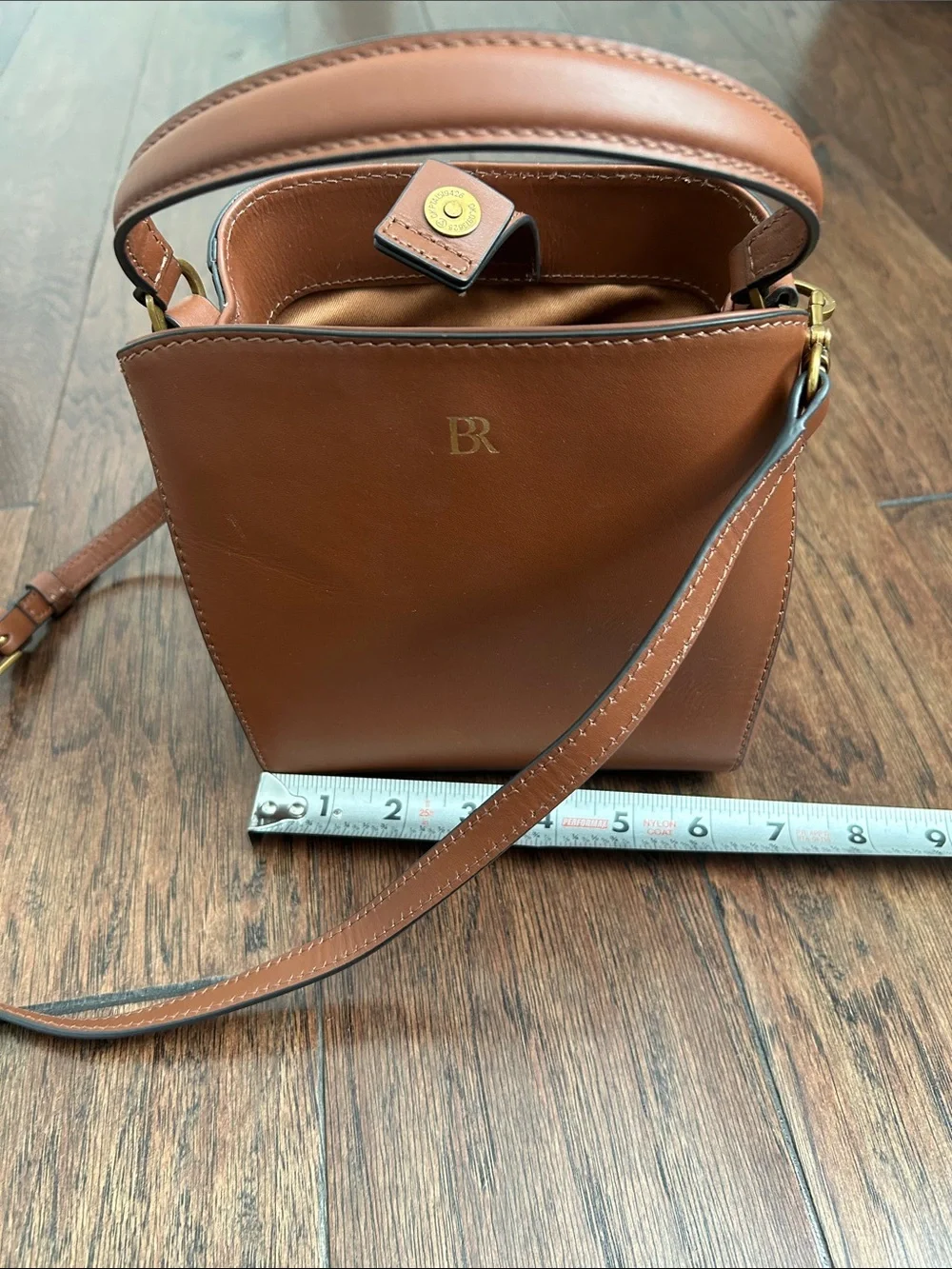 Brown Leather Banana Republic Small Crossbody Bag with Shoulder Strap